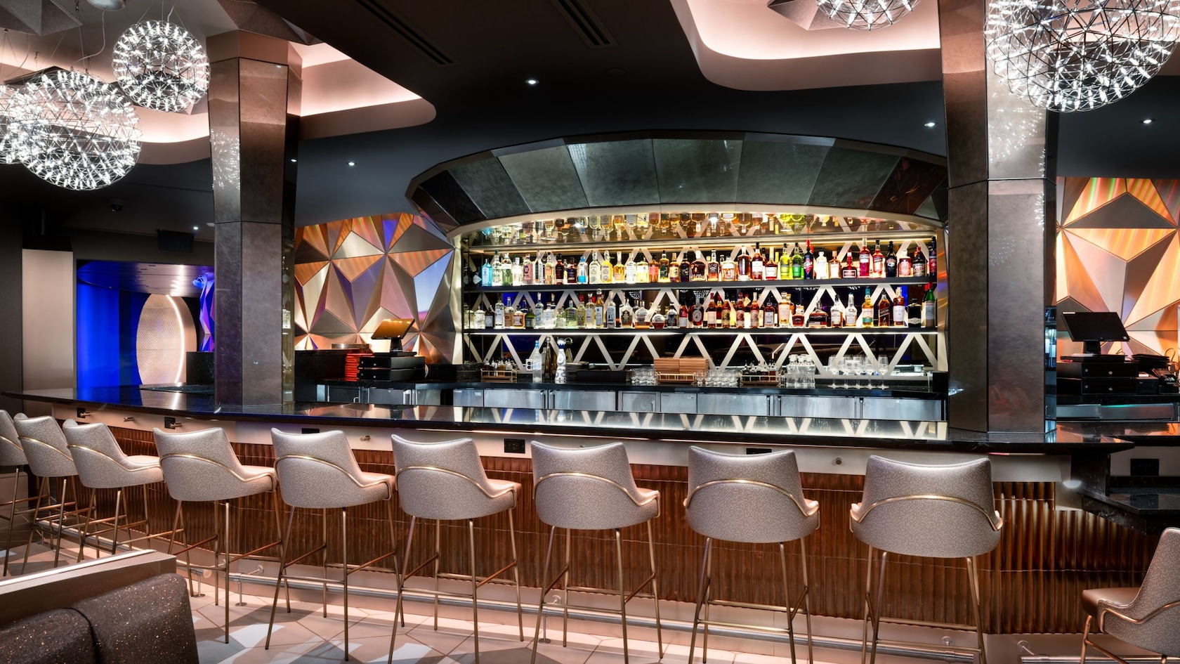 GEO-82 Fireworks Experience - GEO-82