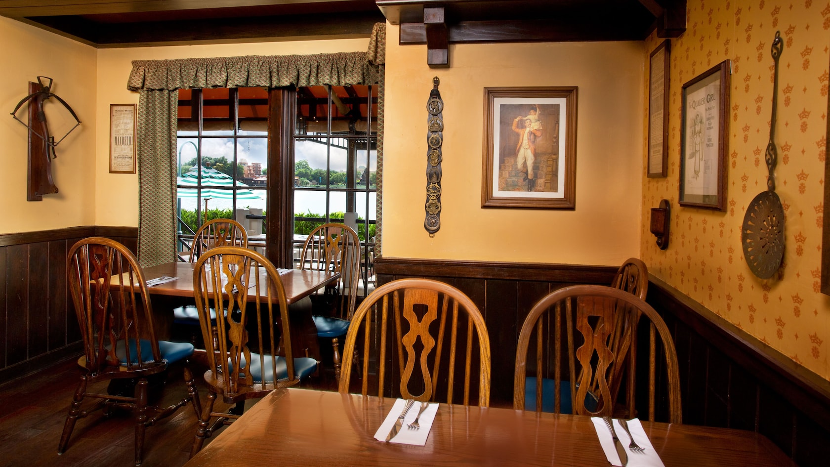 Rose & Crown Dining Room